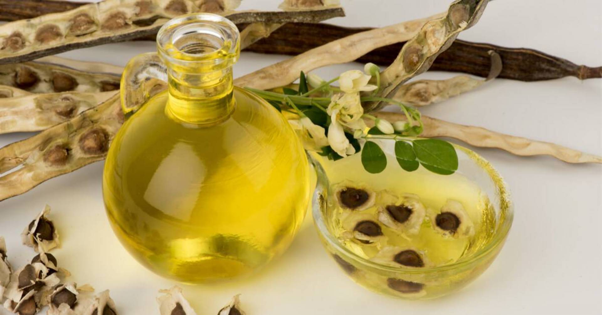 فوائد زيت المورينجا للأطفال والأمهات الجدد