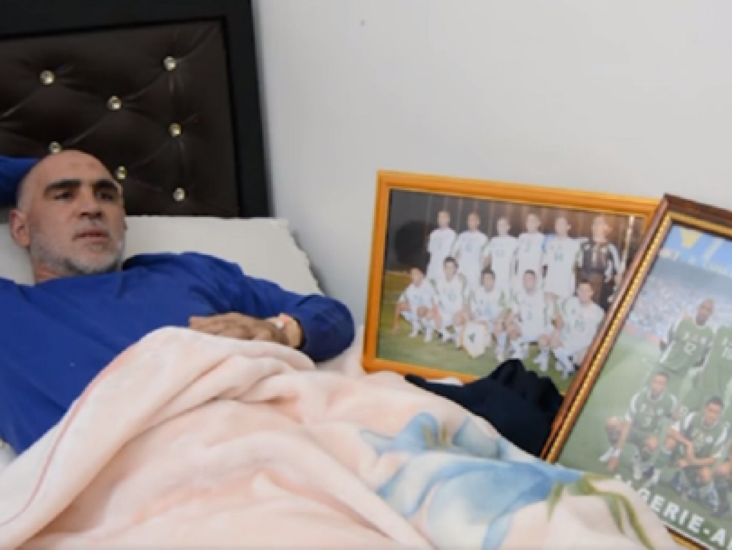 الموت يغيب الحارس الجزائري سمير حجاوي بعد صراع مع المرض 