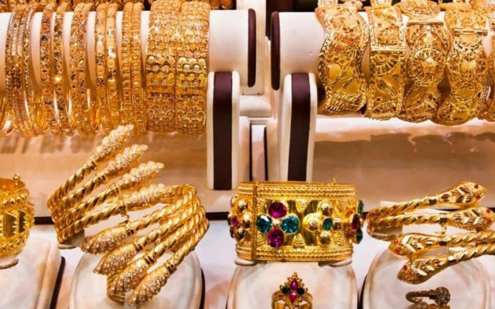 استقرار أسعار الذهب بالدولار في السعودية اليوم 31 أيار سعر الذهب بالدولار