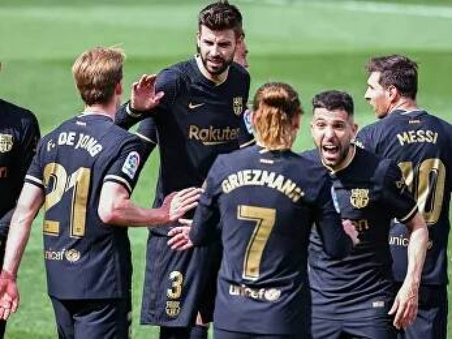 نادي برشلونة الإسباني يستعد لإتمام أربع صفقات نارية مجانية خلال الميركاتو الصيفي