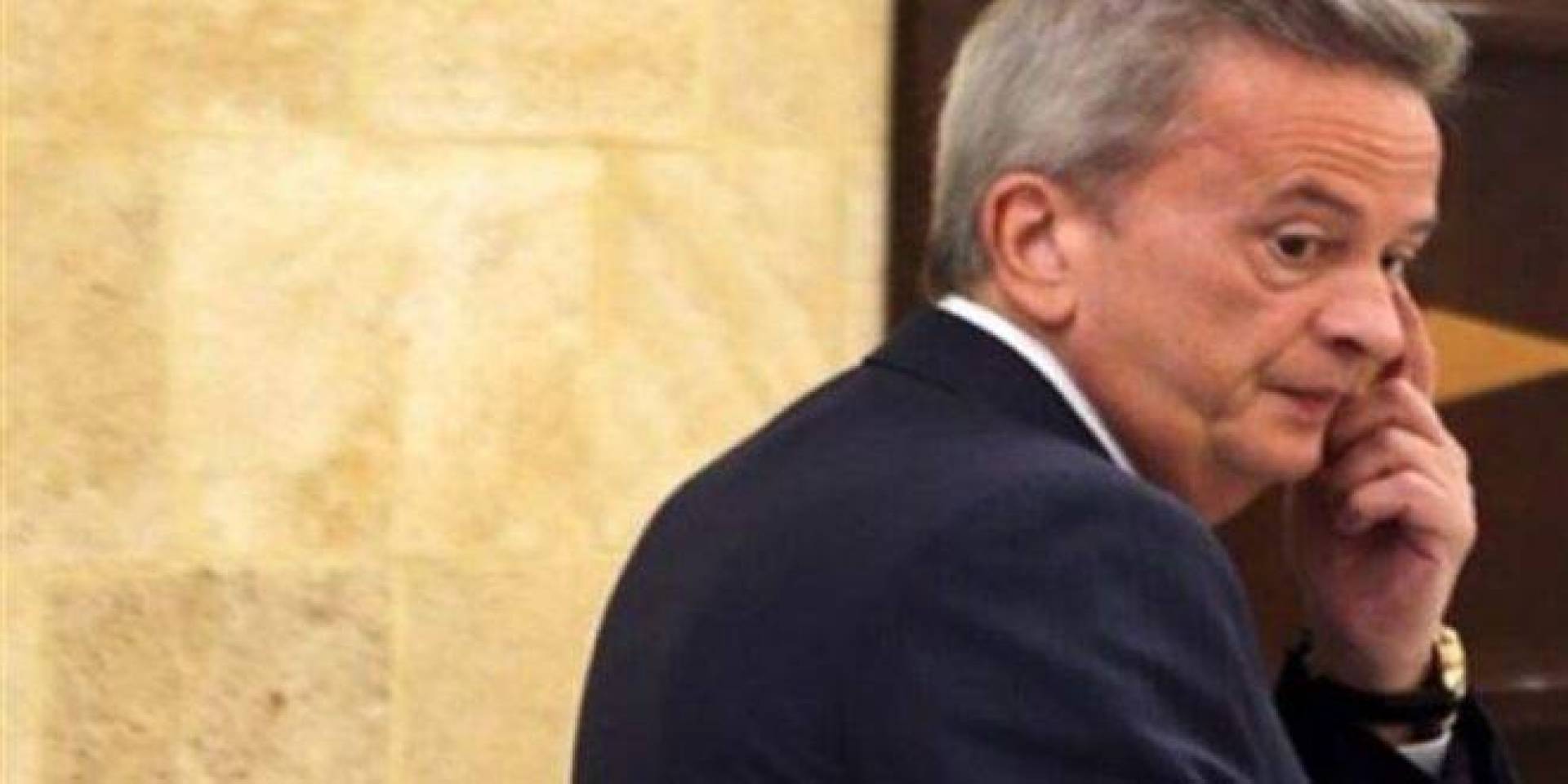 وزيرة العدل تبلغ دياب ضرورة بحث استمرار سلامة في وظيفته وسط شبهات جدية بحقه