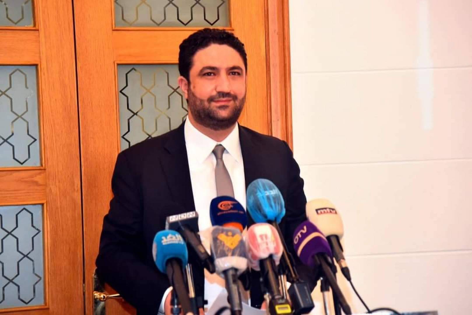 صالح الغريب يشدد على تطوير العمل لملامسة مشاكل المواطنين الاجتماعية والمادية