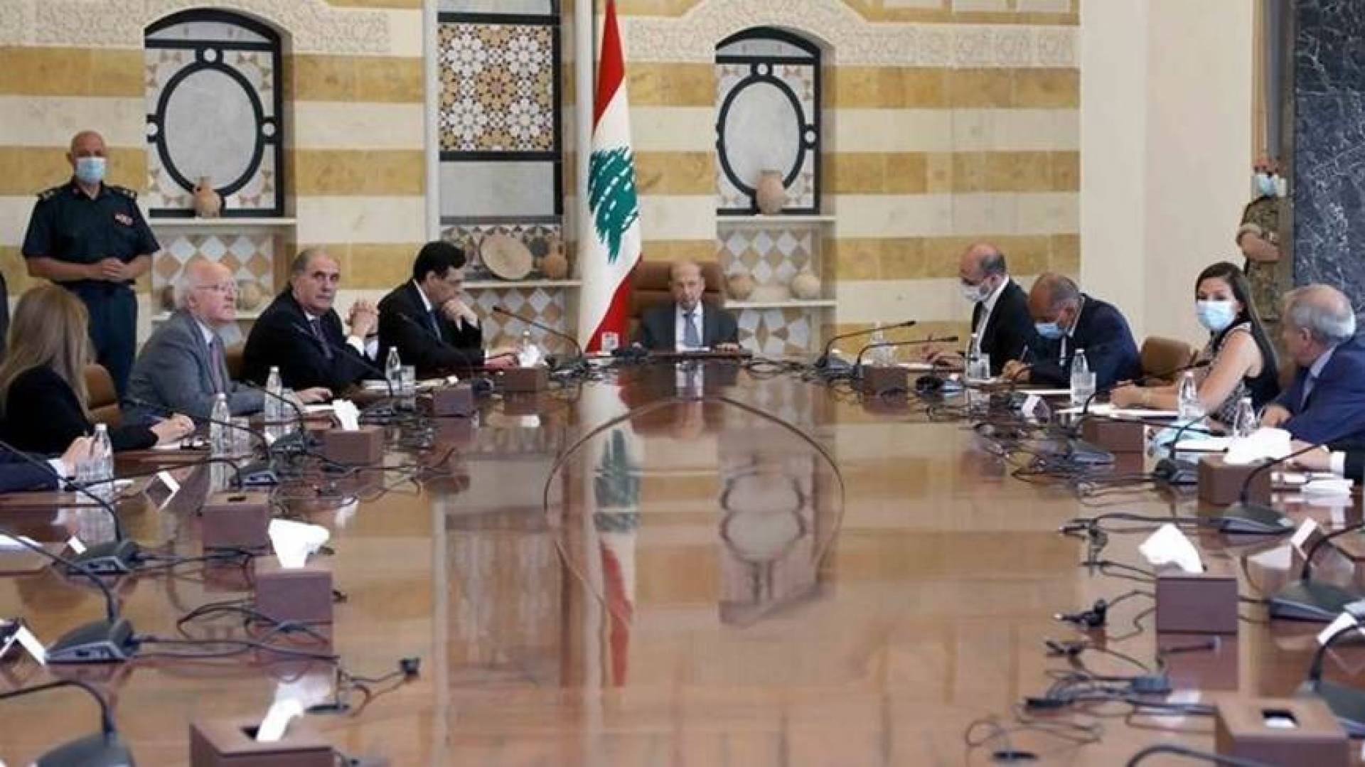 اجتماع بعبدا لمعالجة أزمة الدواء يطالب مصرف لبنان بالالتزام بجدولة المستحقات للشركات المستوردة