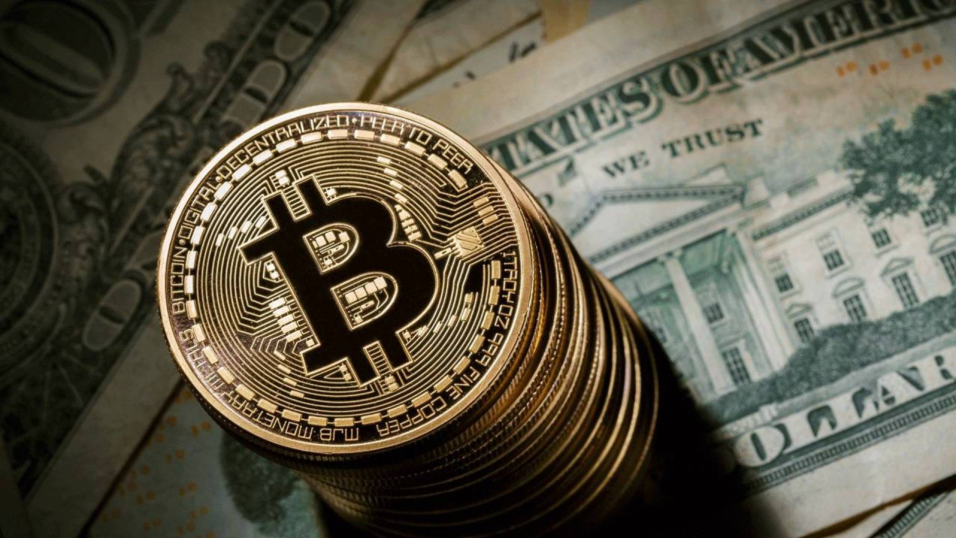 ارتفاع عملة البيتكوين الرقمية إلى أعلى مستوى لها منذ أشهر