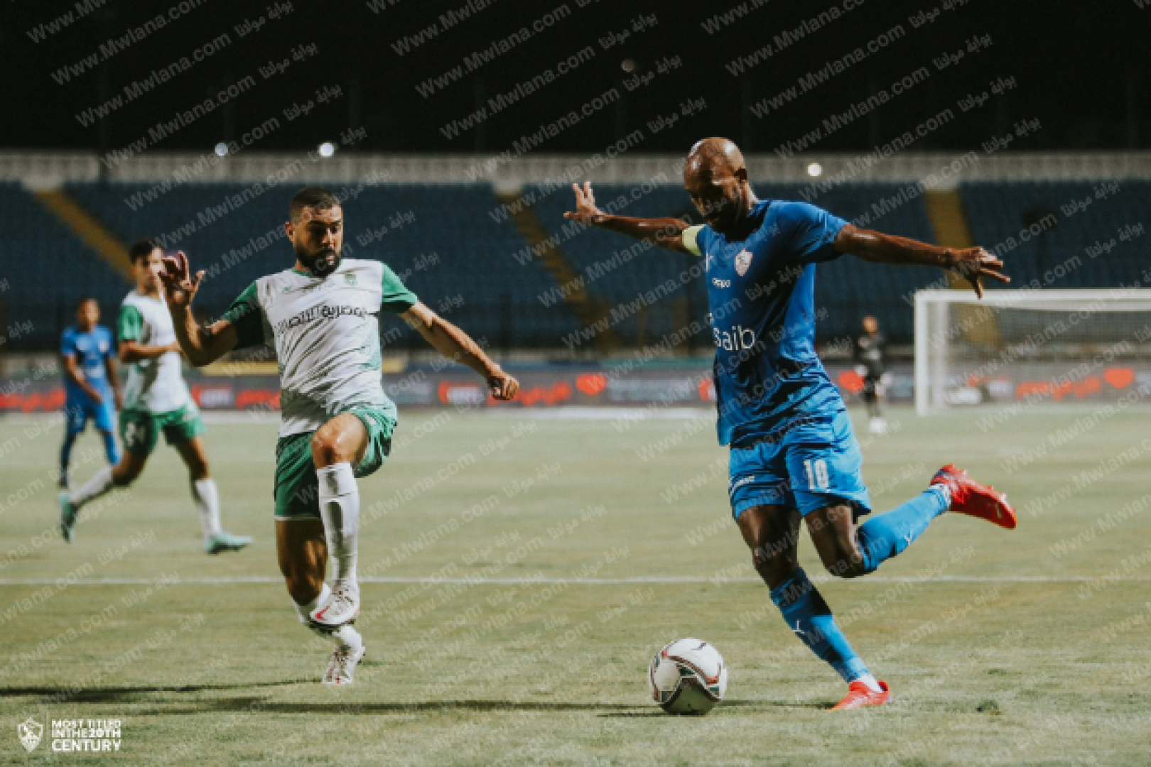 أربع لاعبين من نادي الزمالك المصري يتعرضون لحادث سير  .. صور
