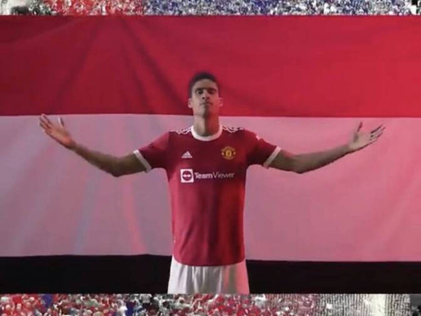 بفيديو تشويقي نادي مانشستر يونايتد الإنجليزي يقدم مدافعه الفرنسي رافائيل فاران 