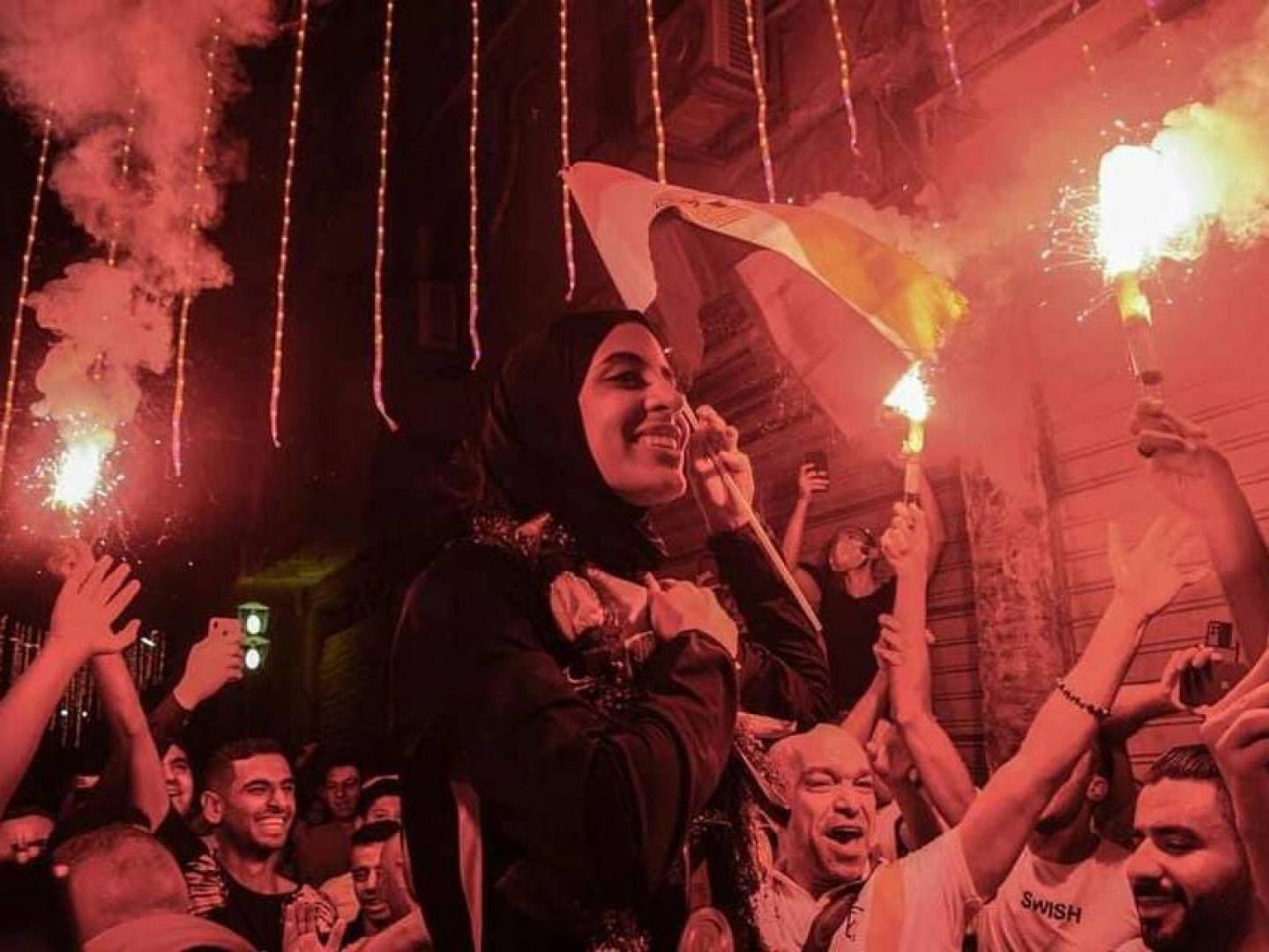 استقبال شعبي حاشد وصاخب للبطلة المصرية الذهبية الأولمبية فريال أشرف  .. فيديو و صور 