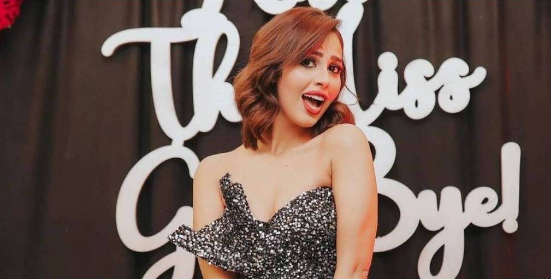 التعليق الأول من رنا سماحة على خبر انفصالها عن زوجها سامر أبو طالب