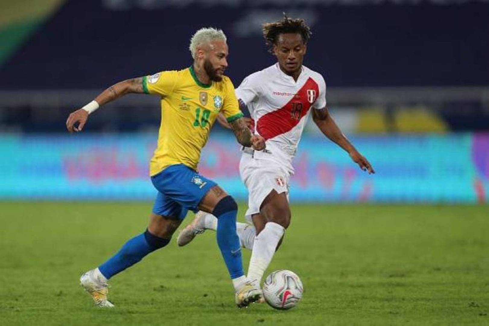 موعد مباراة البرازيل وبيرو في تصفيات كأس العالم والقنوات الناقلة للمباراة اليوم 