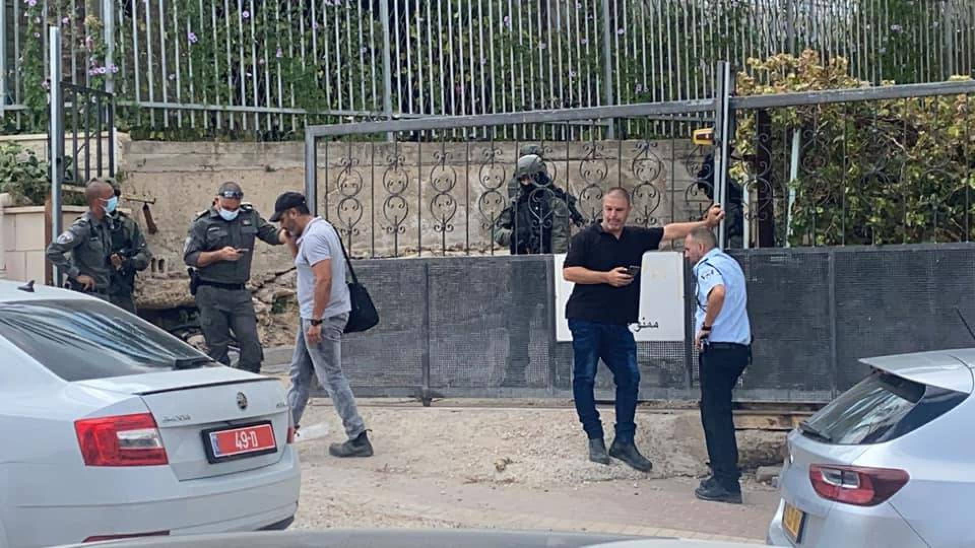 القوات الإسرائيلية تقتحم مسجد قرية ناعورة بالداخل المحتل بحثاً عن الأسرى المحررين الستة