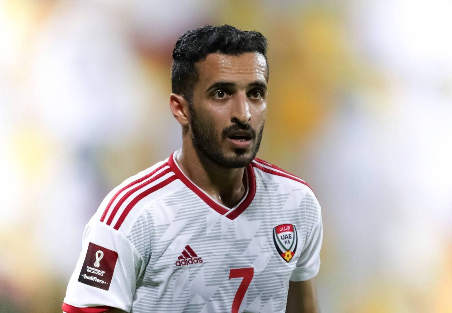 المهاجم الإماراتي علي مبخوت يتجاوز ميسي ويعادل بيليه في الأهداف الدولية