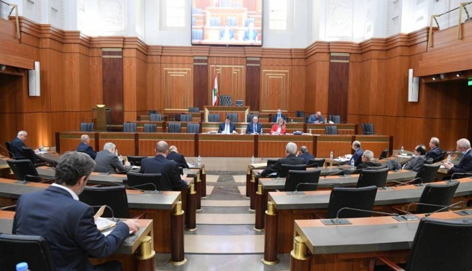 لجنة المال والموازنة