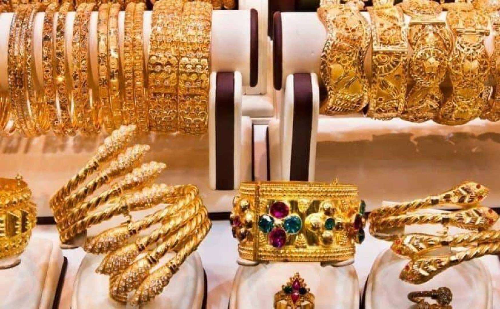 تراجع أسعار الذهب في الأردن مقابل الدولار والدينار