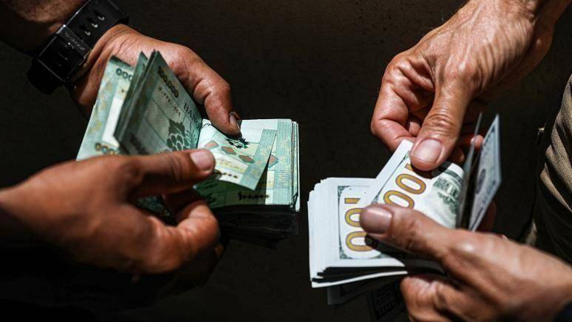 تراجع سعر الدولار في لبنان .. وفق بيانات مؤشر الدولار صباح اليوم