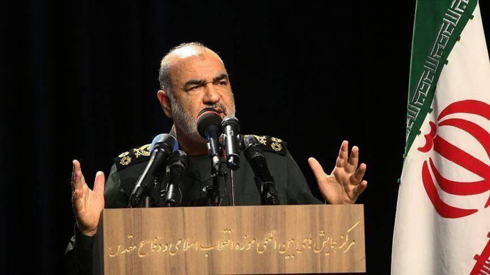 قائد الحرس الثوري: الولايات المتحدة فشلت في جميع مواجهاتها مع إيران