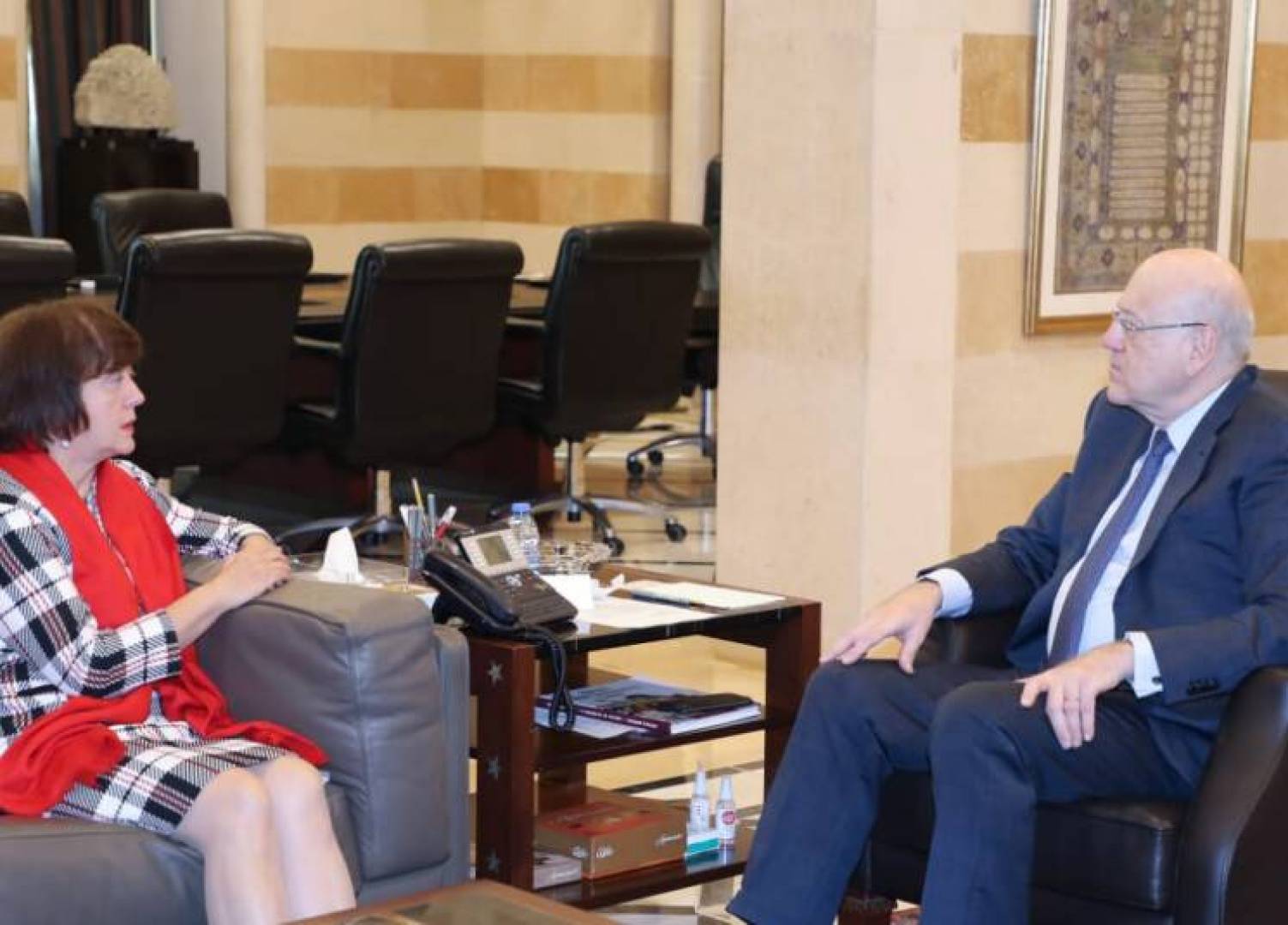 يوانا فرونتسكا: إجراء الانتخابات ضمن المهل الدستورية قرار يخص اللبنانيين