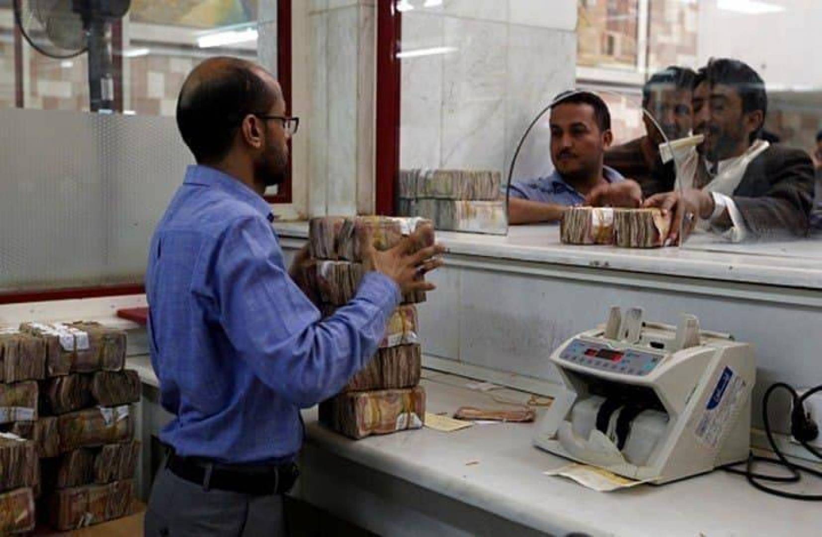 سعر الدولار في اليمن أسعار السوق السوداء