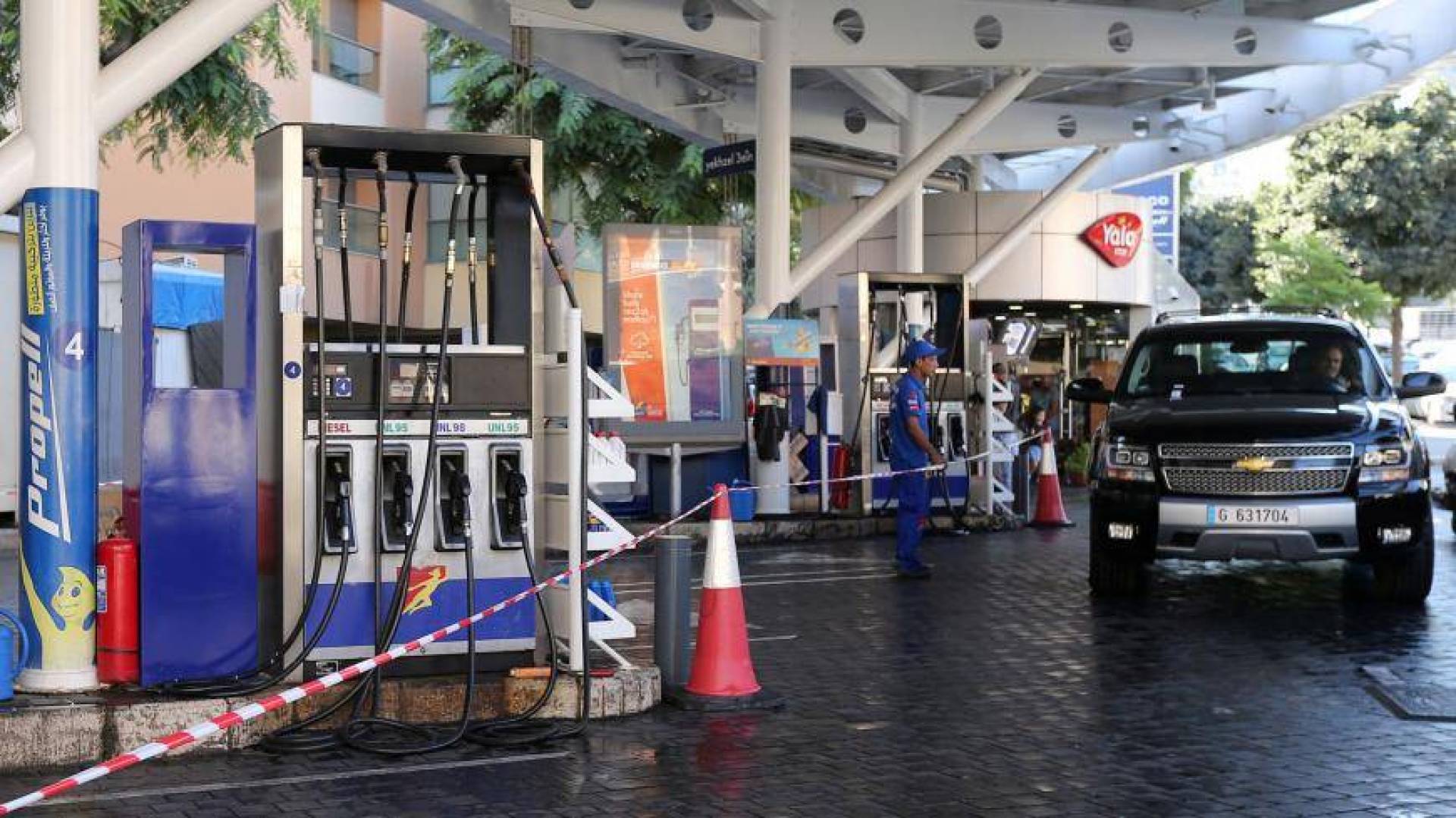 فادي أبو شقرا يؤكد أن نسبة 10 % قابلة للارتفاع والعديد من محطات الوقود ستغلق قريبا