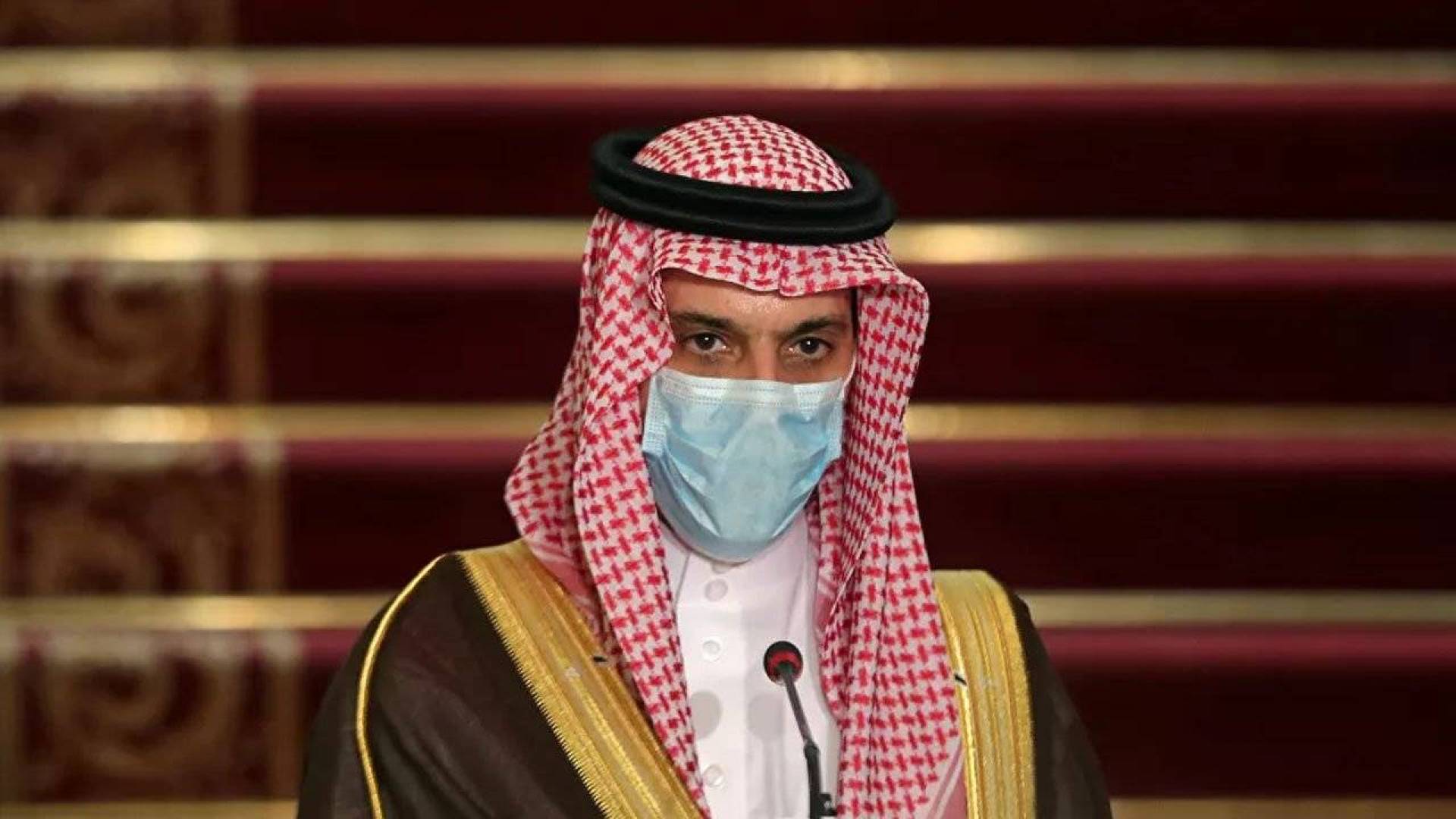 الخارجية السعودية: على النخب السياسية اتخاذ التدابير اللازمة لتحرير لبنان من هيمنة حزب الله