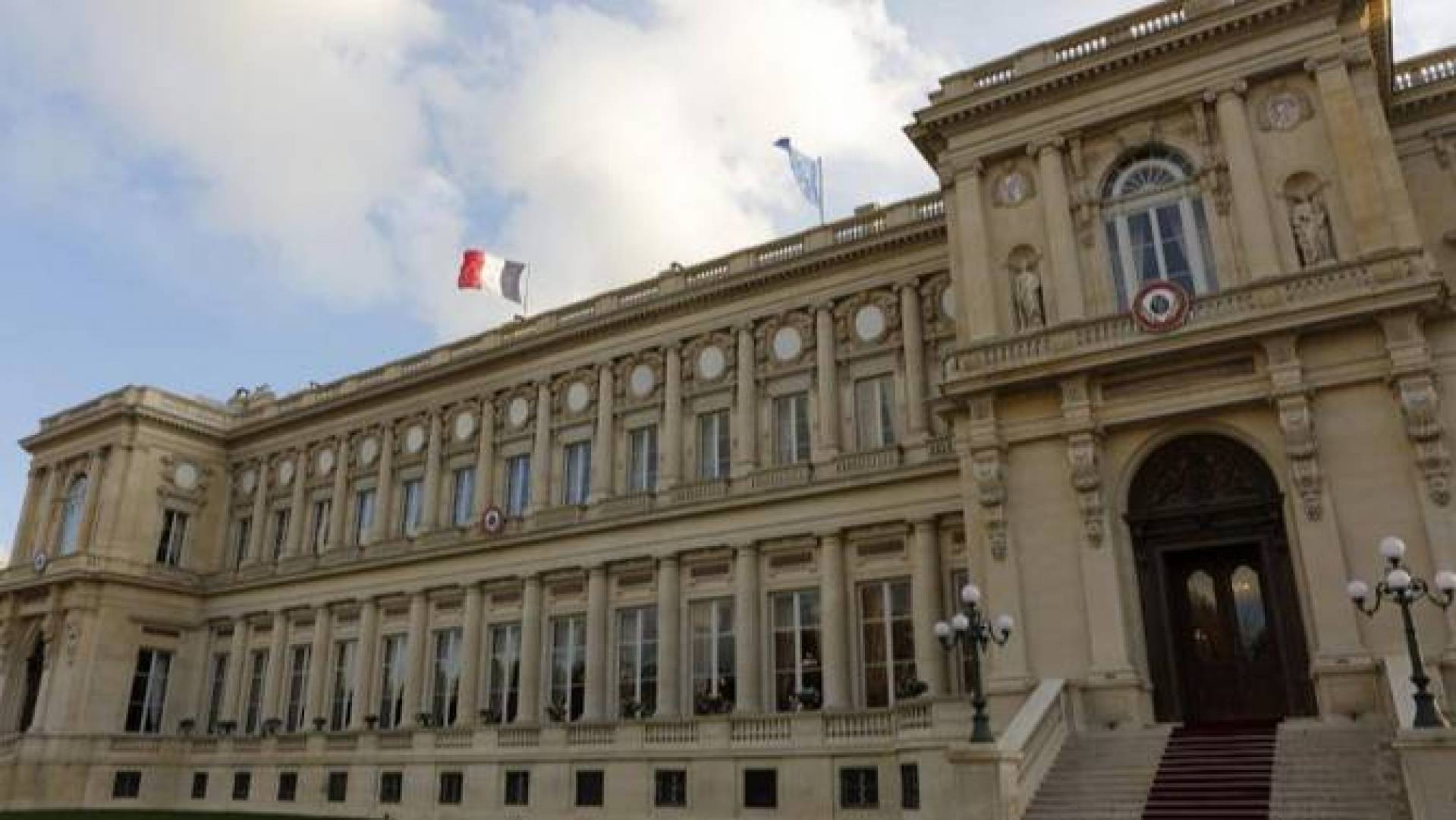فرنسا تعلن بدء إجلاء رعاياها من أثيوبيا اعتبارا من الليلة
