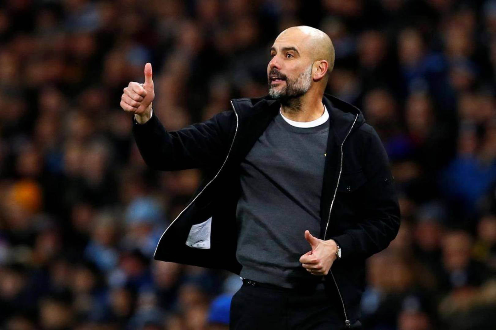 تتويج المدرب الإسباني بيب جوارديولا بجائزة أفضل مدرب في الدوري الإنجليزي الممتاز لكرة القدم عن شهر نوفمبر