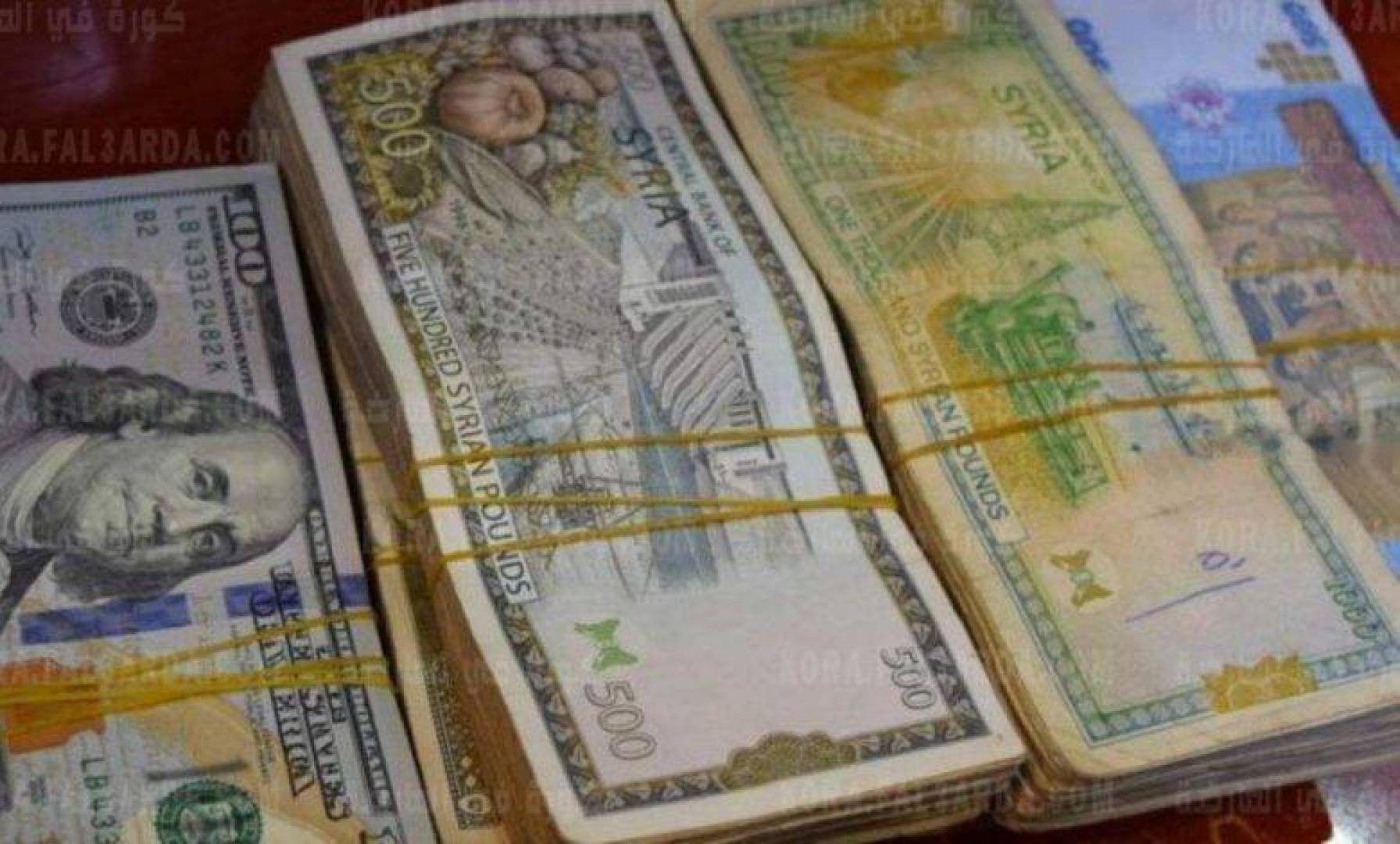 صعود سعر الدولار في سوريا .. وتراجع أسعار العملات في السوق السوداء
