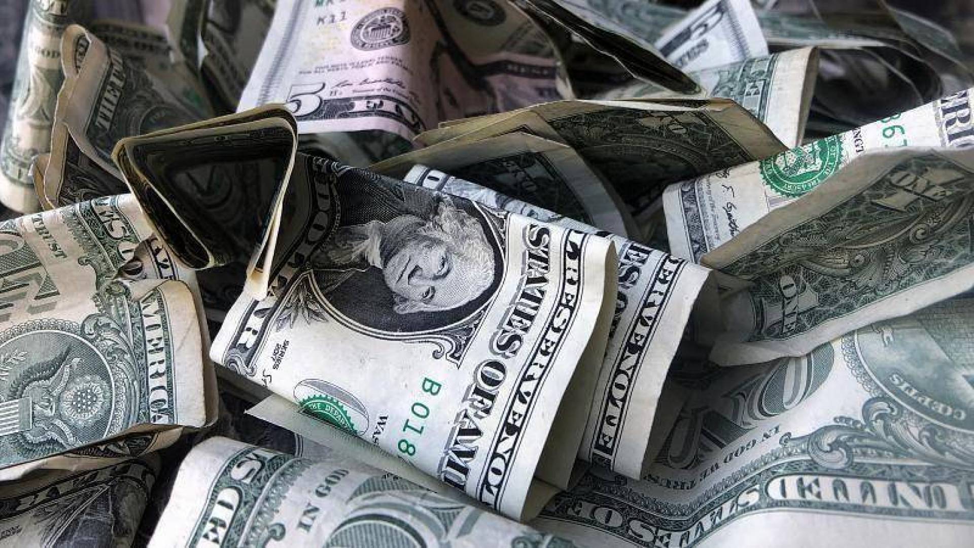 سعر الجنيه السوداني مقابل سعر الدولار في السودان
