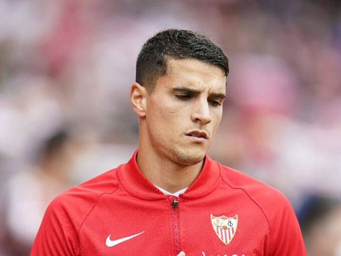 خضوع النجم الأرجنتيني إيريك لاميلا لاعب نادي إشبيلية الإسباني لعملية جراحية 