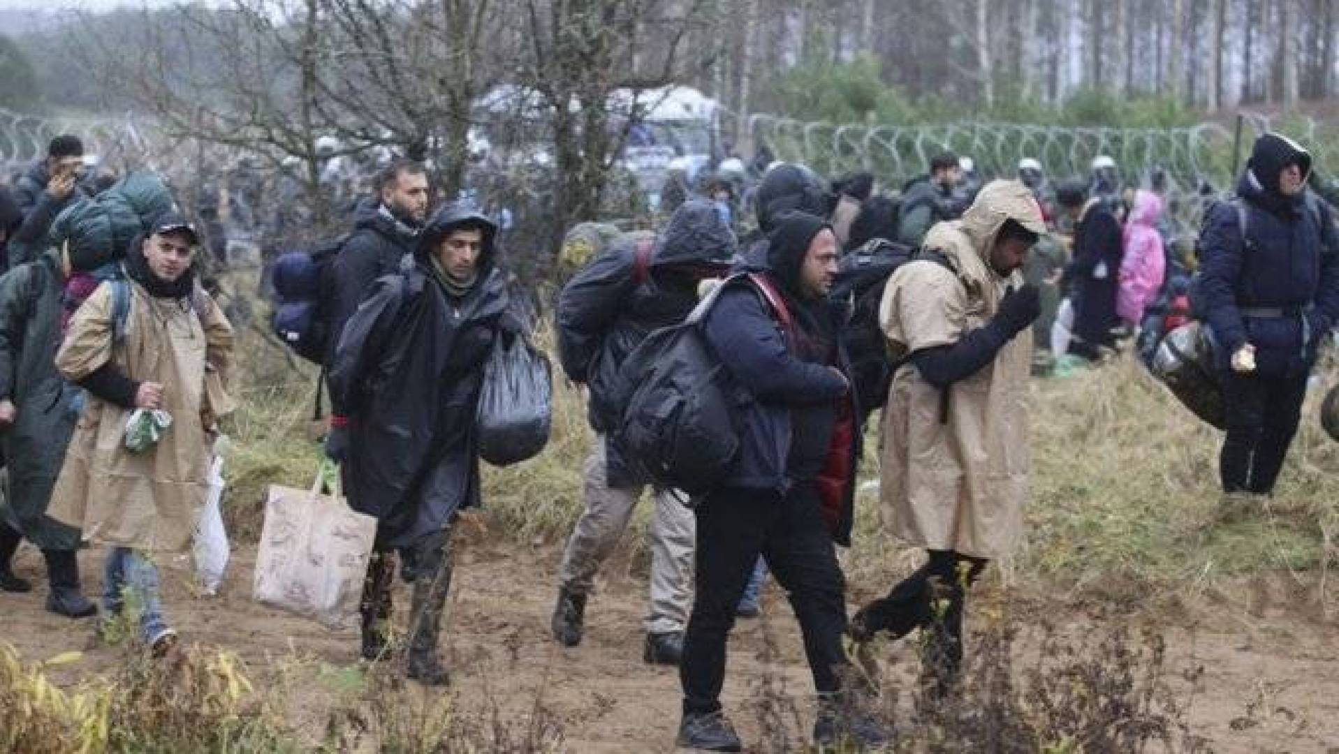 أجنحة الشام السورية تنفذ اول رحلة لإعادة المهاجرين من بيلاروسيا إلى دمشق