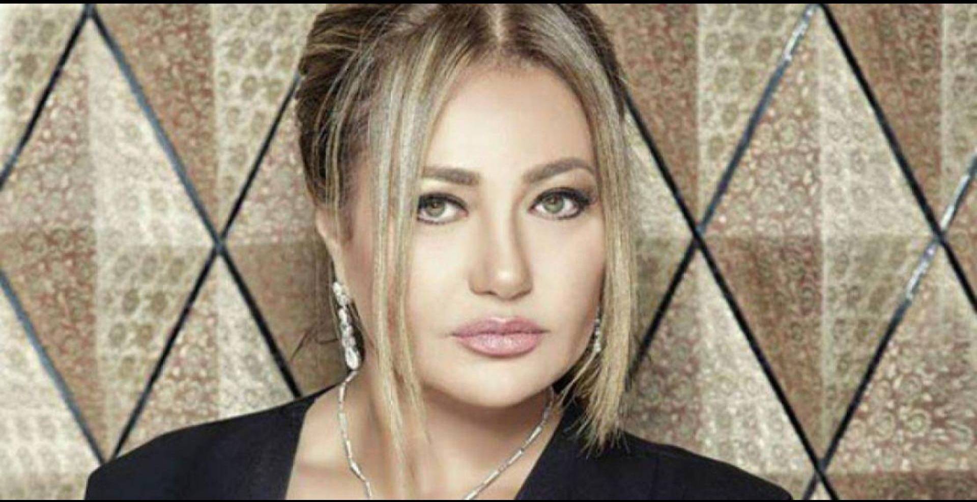 ليلى علوي تتفادى موقفا محرجا في مهرجان البحر الأحمر وتوجه رسالة إلى الملك سلمان وولي العهد