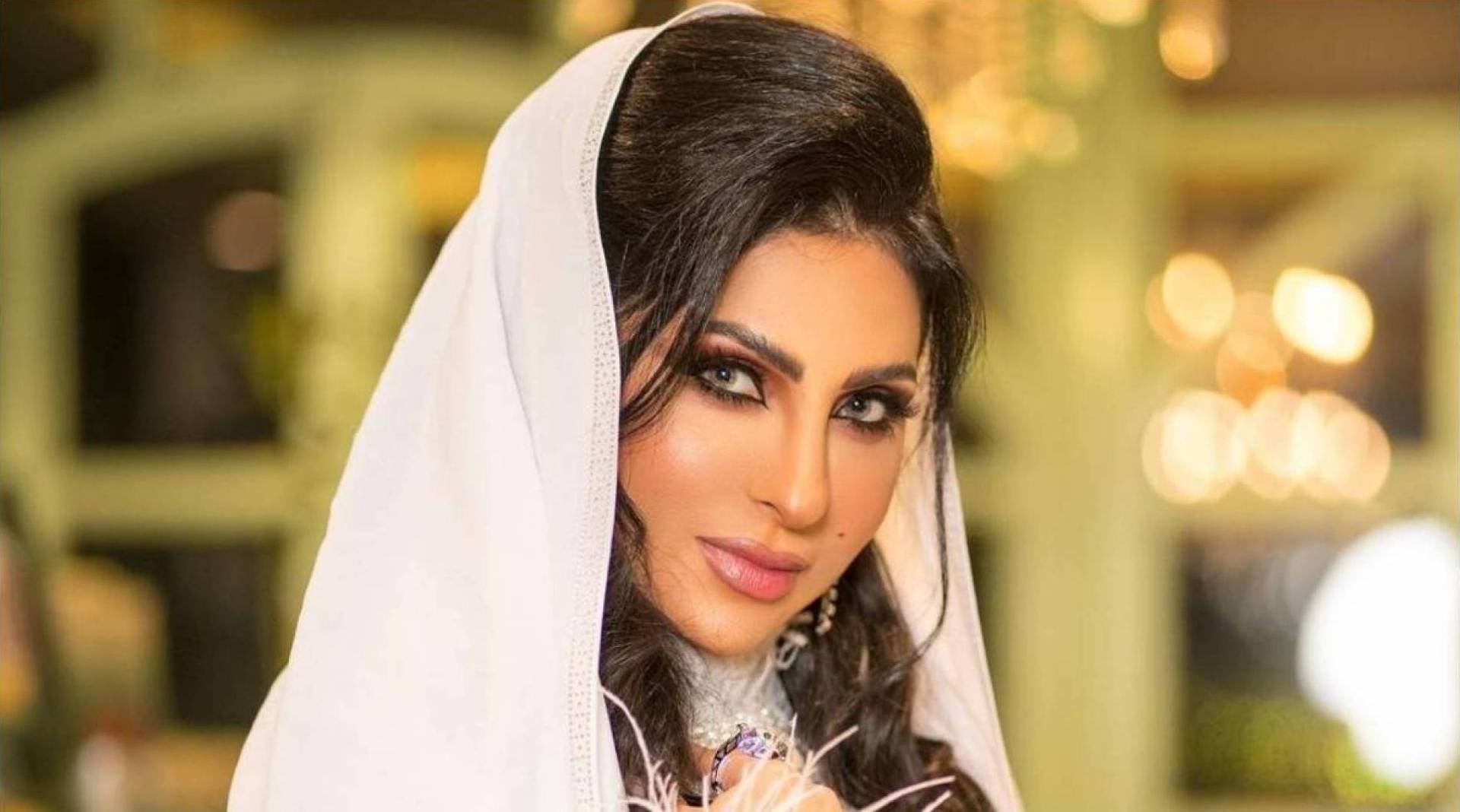 زينب العسكري ترثي والدتها الراحلة وتطلب من الله الصبر