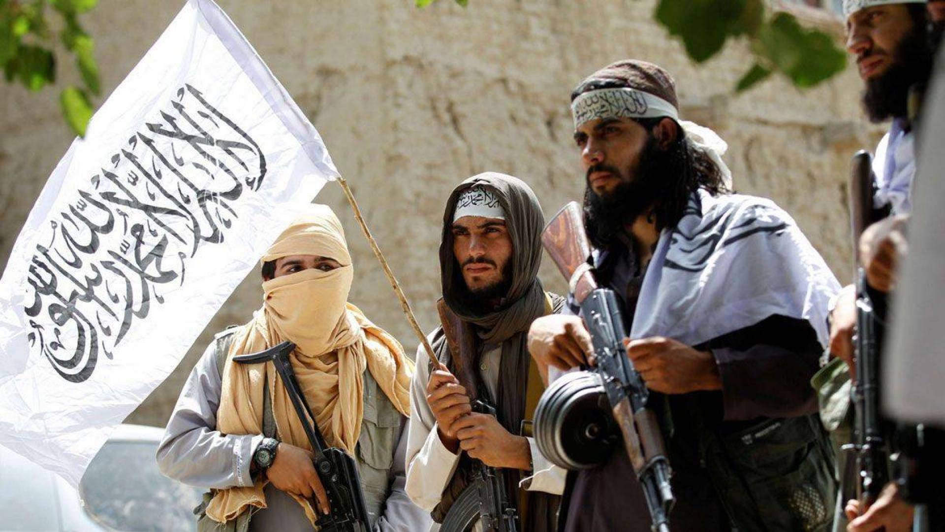 اشتباكات بين عناصر طالبان بسبب قرار استبعاد مسؤولين توقع قتلى وجرحى