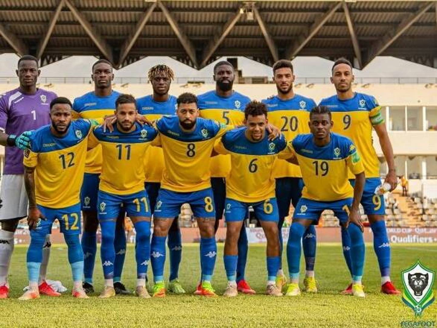 بعثة منتخب الغابون ترفض المشاركة في كأس الأمم الإفريقية قبل قبض مستحقاتهم المالية 