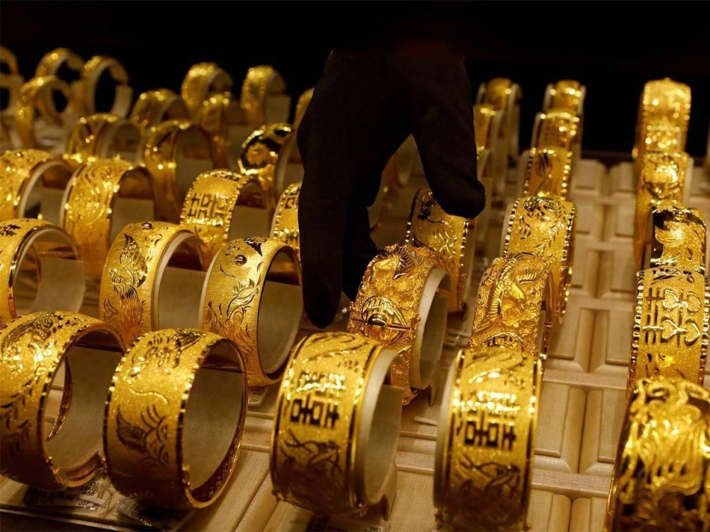 سعر الذهب في البحرين يتصاعد مقابل الدينار البحريني والدولار