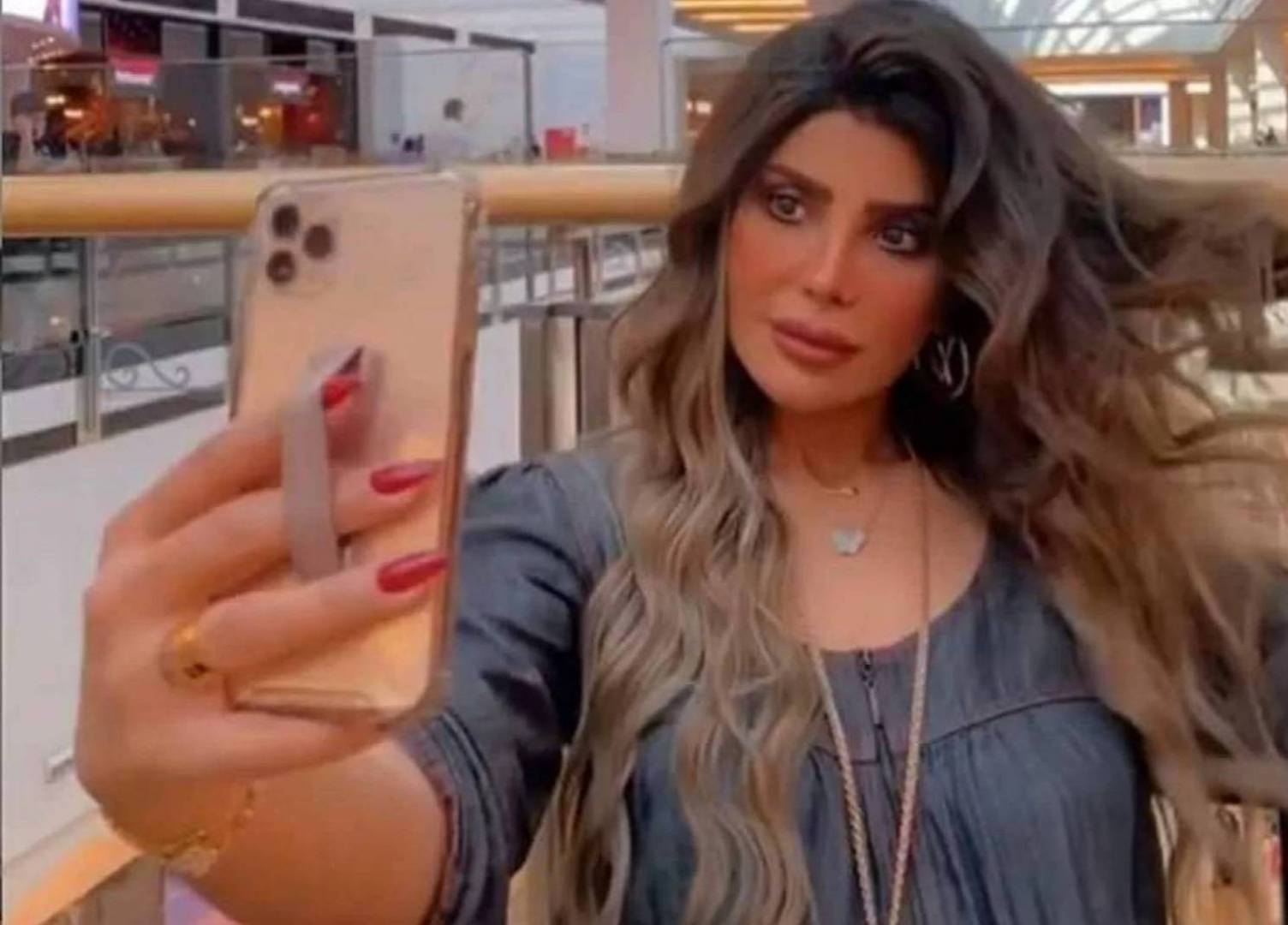 التعليق الأول من إلهام الفضالة بعد اختيار ابنتها النور العيش في منزلها