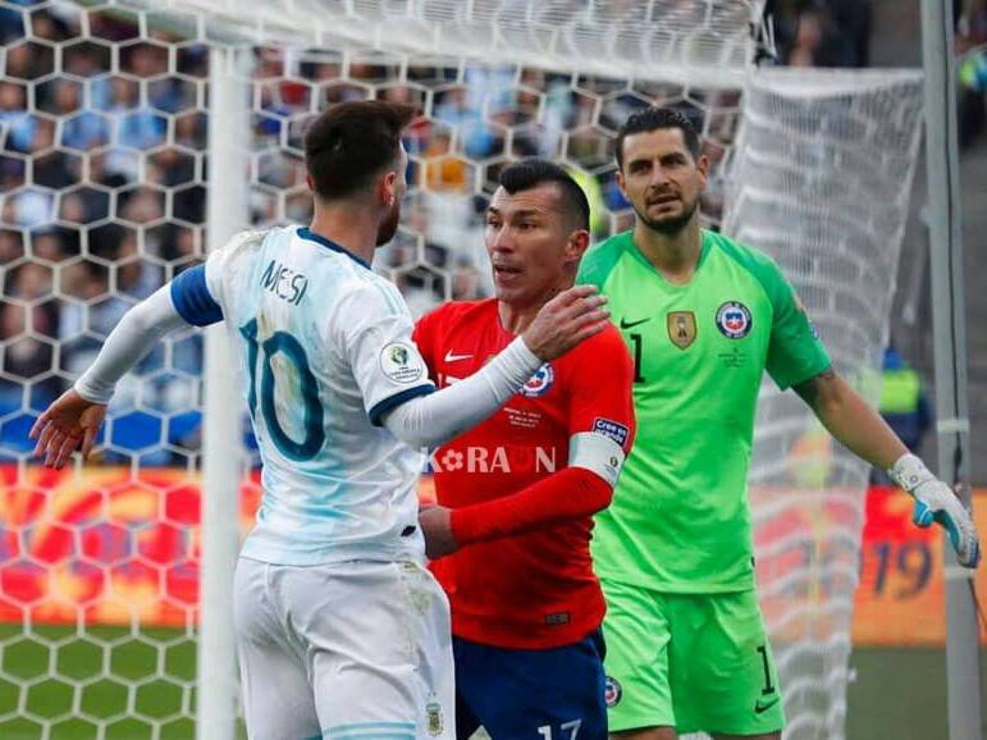 القنوات الناقلة لمباراة الأرجنتين ضد تشيلي في تصفيات كأس العالم