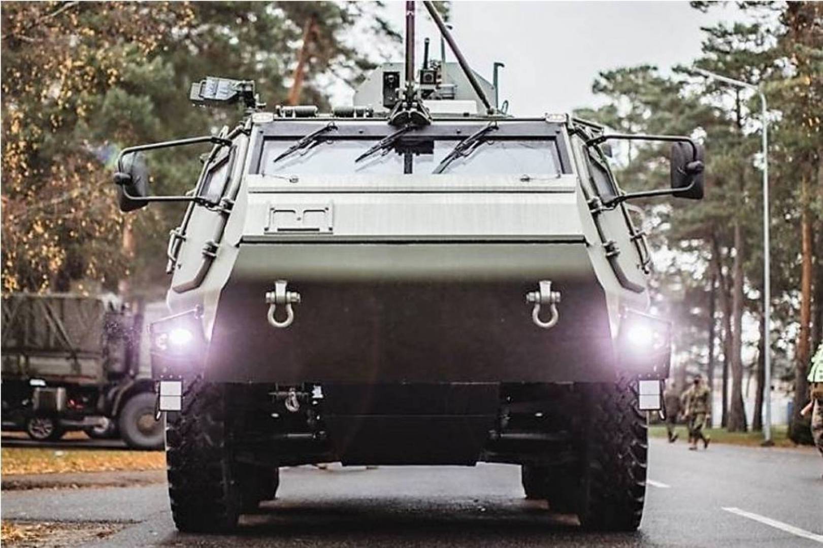 شركة سينوب ستوفر أنظمة الرؤية الليلية لبرنامج مركبات باتريا 6x6 المدرعة