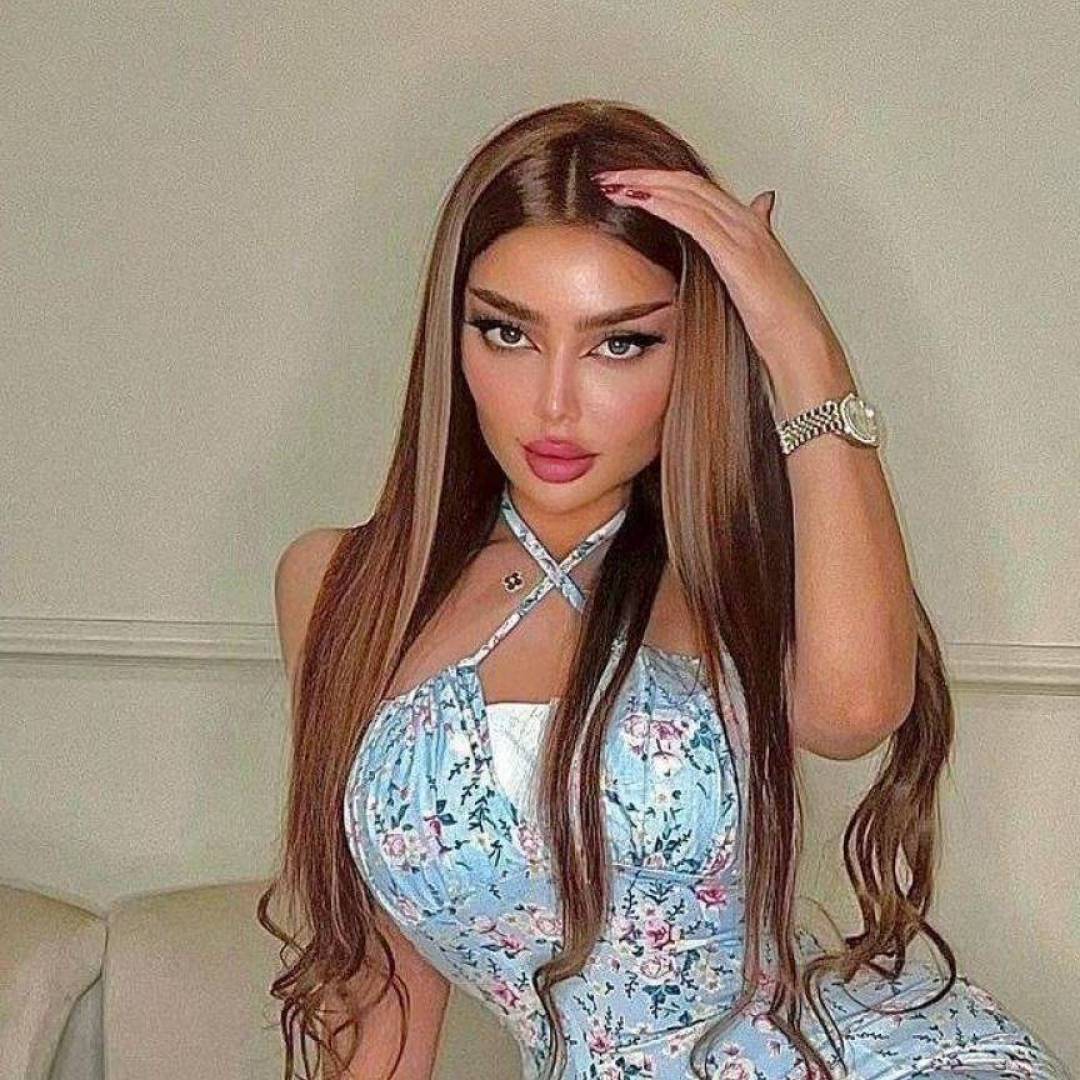 مروج الرحيلي وملكة كابلي في فيديو قديم قبل عمليات التجميل