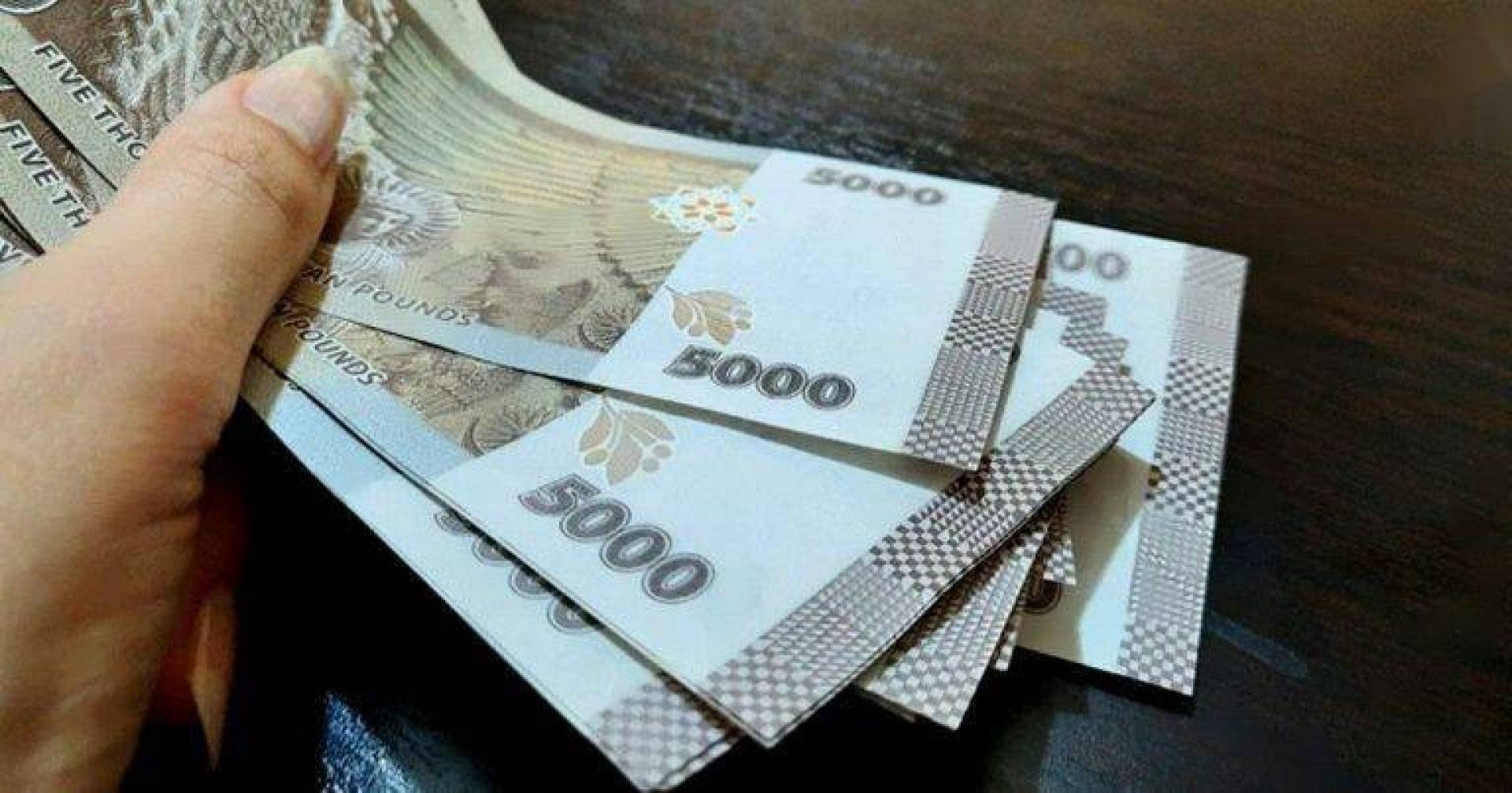 استمرار ارتفاع سعر الدولار في سوريا .. وفق مؤشر السوق السوداء