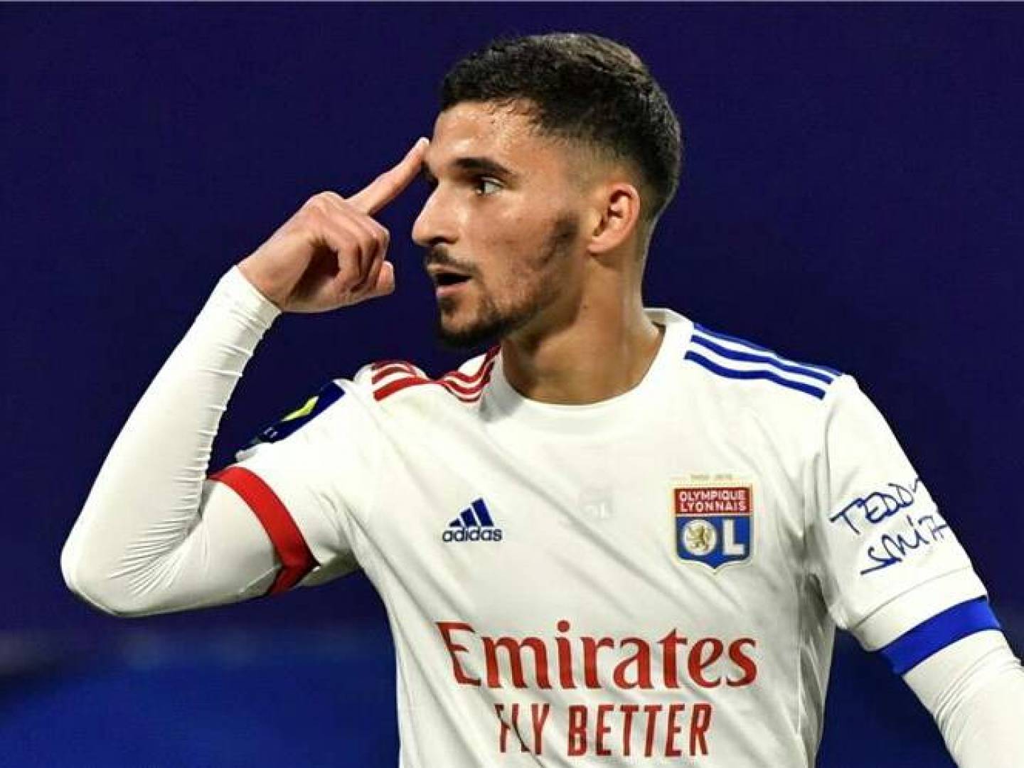 نجم ليون الفرنسي حسام عوار يرفض دعوة بلماضي له لتمثيل منتخب الجزائر 