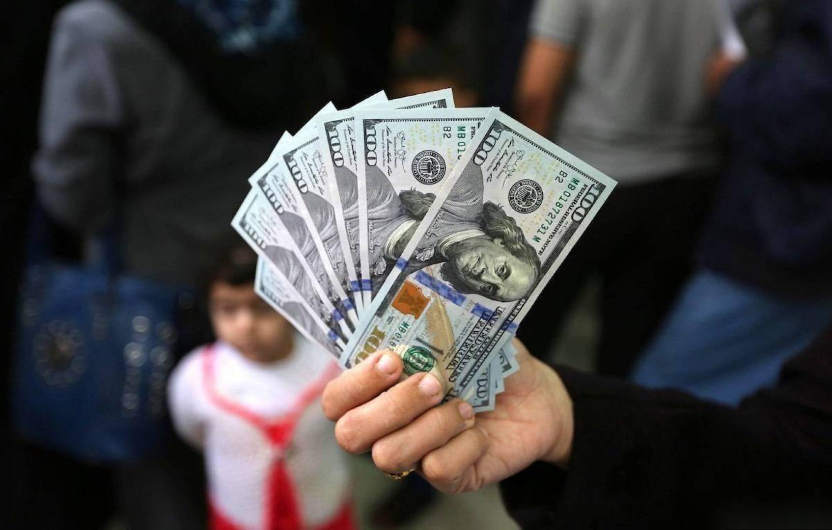 سعر الدولار في لبنان .. يرتفع مقابل الليرة اللبنانية اليوم