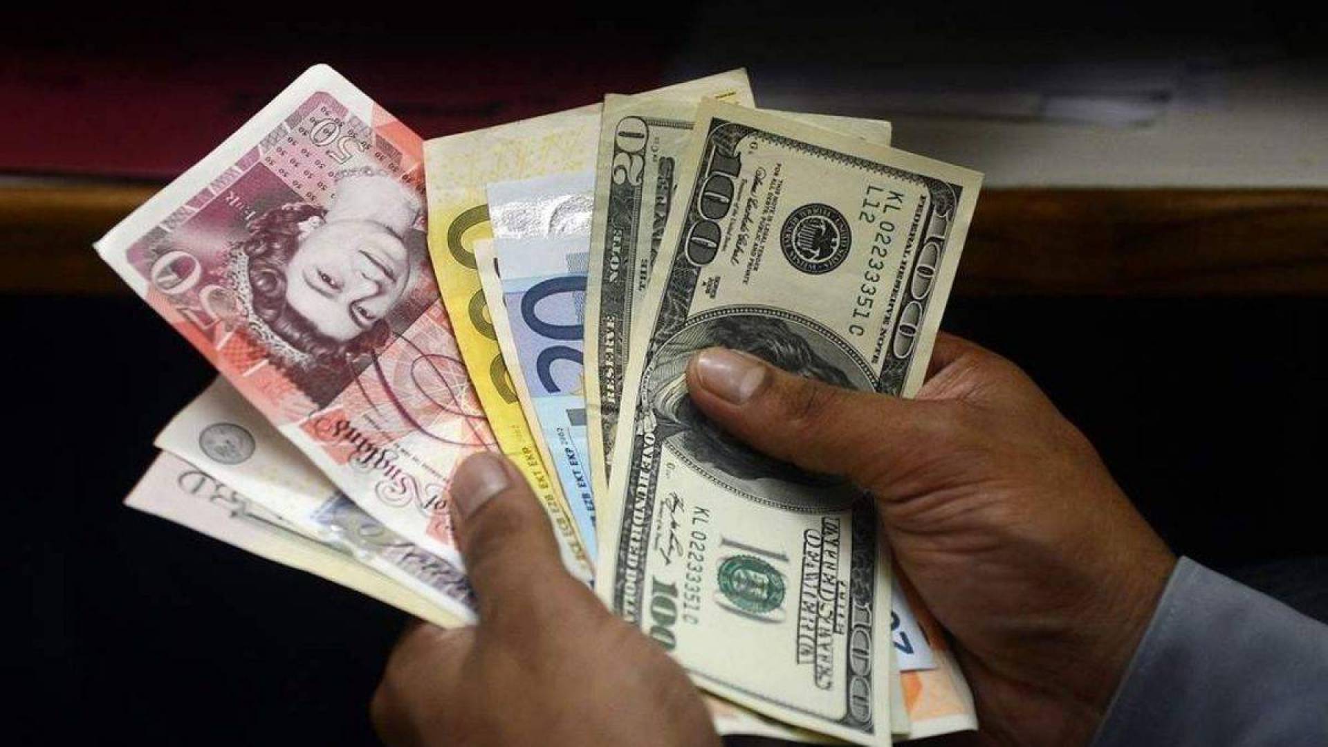 ارتفاع قياسي يسجله سعر الدولار في السودان مقابل الجنيه السوداني 