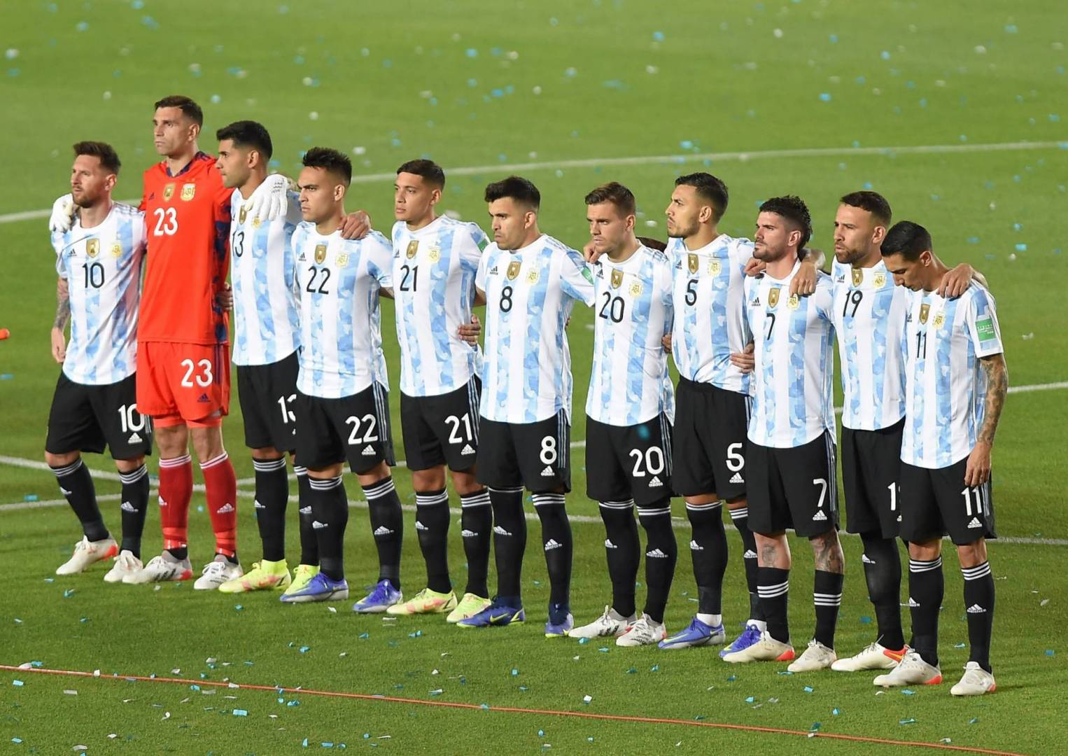 الإسطورة ليونيل ميسي يتصدر تشكيلة الأرجنتين التي ستواجه فنزويلا والإكوادور في تصفيات كأس العالم  