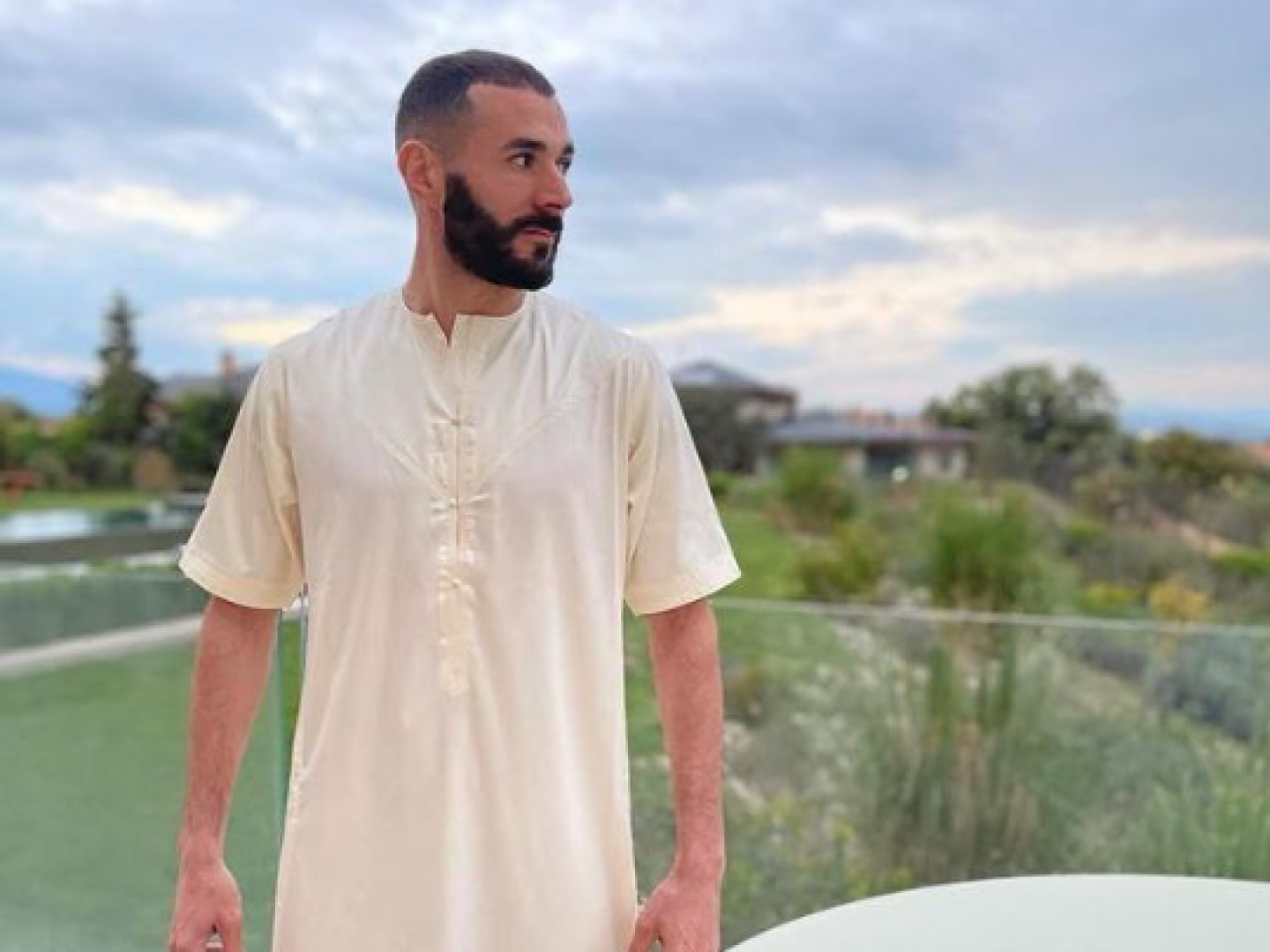 بنزيما يفتخر بصيامه ويقول 
