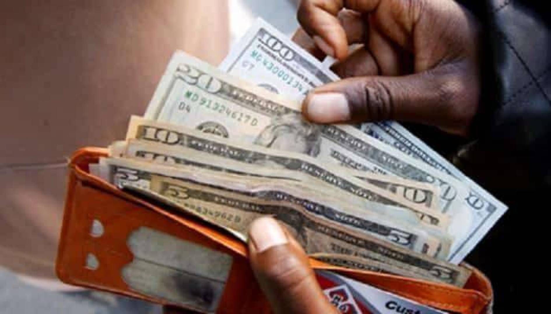 سعر الدولار في اليمن .. وسعر الريال السعودي مقابل الريال اليمني وفق آخر تحديث