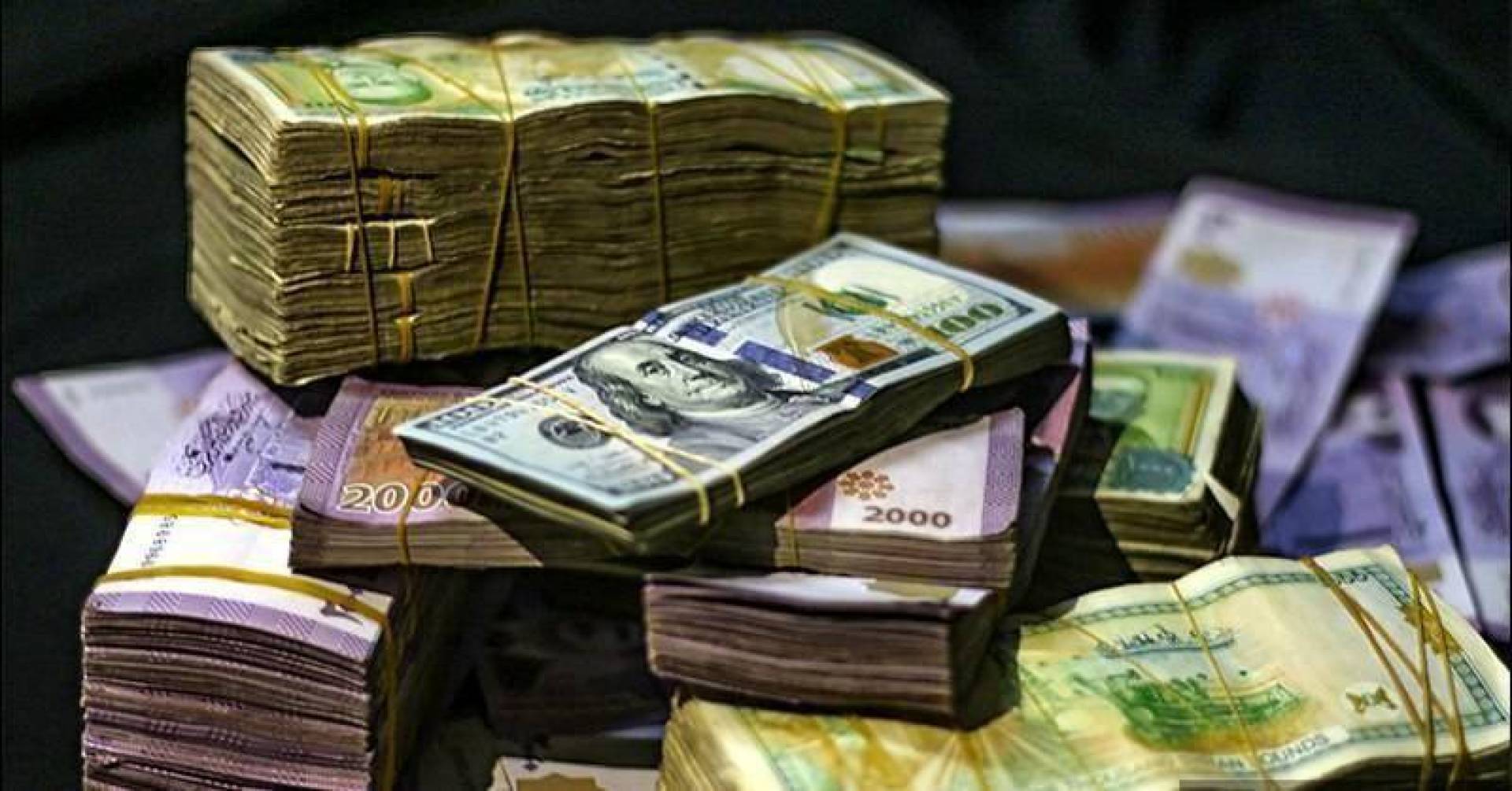 سعر الدولار في سوريا .. وفق بيانات التداول في السوق السوداء
