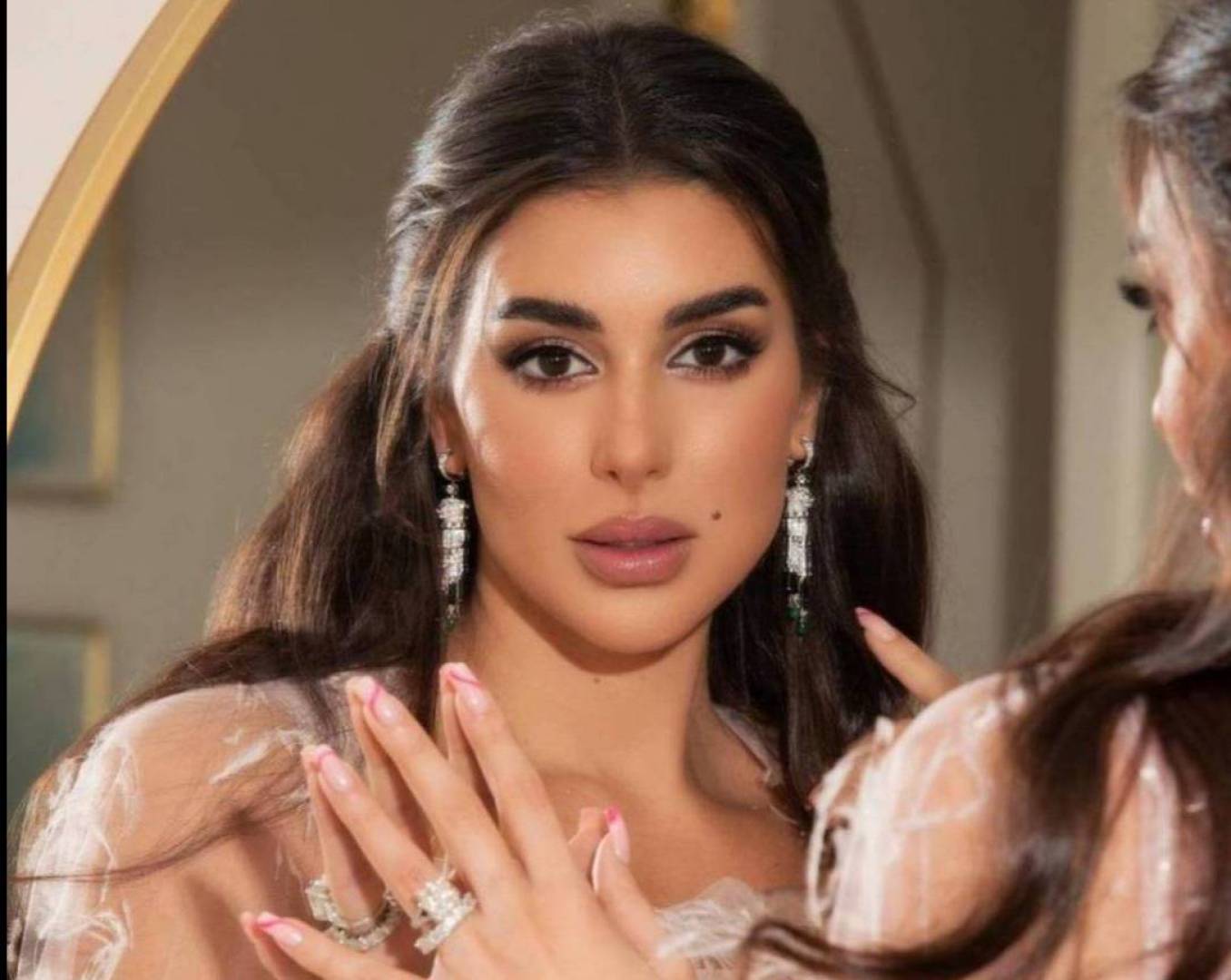 ياسمين صبري تضيء على ارتباط الحب بـ الإيمان وتثير موجة سخرية عارمة