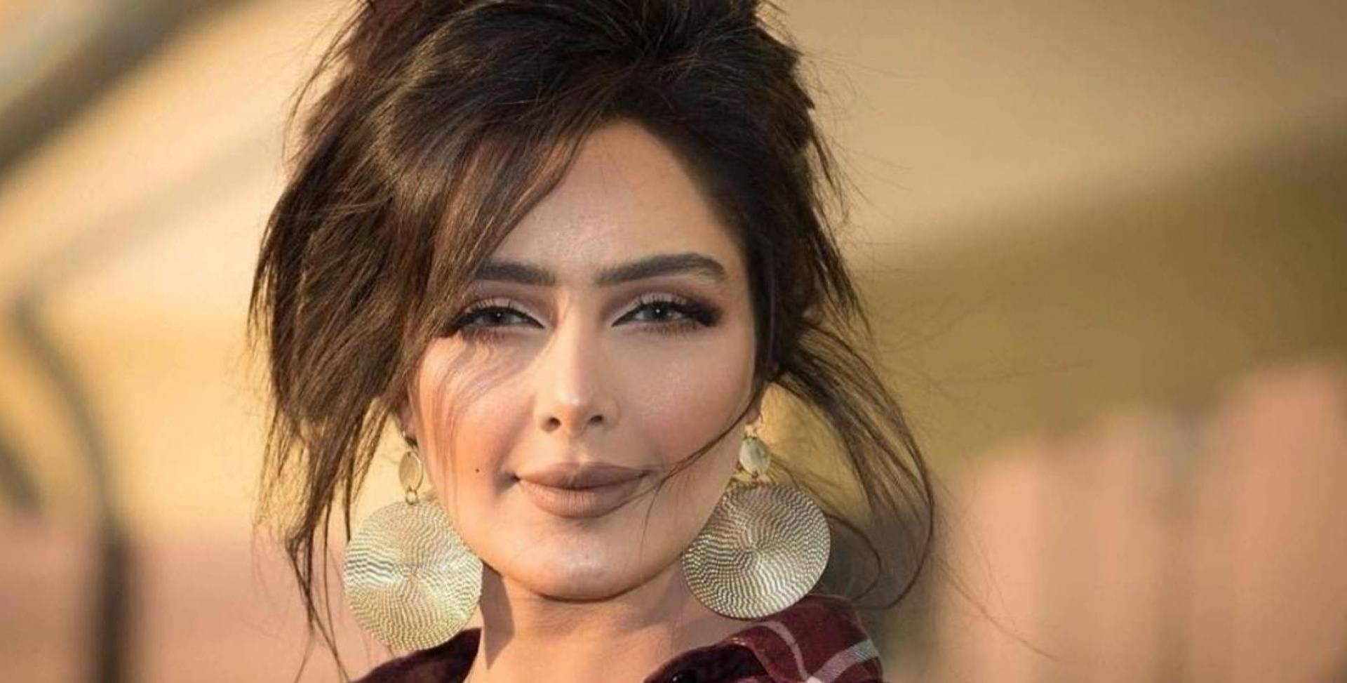 ريم النجم تحرج شوق الهادي
