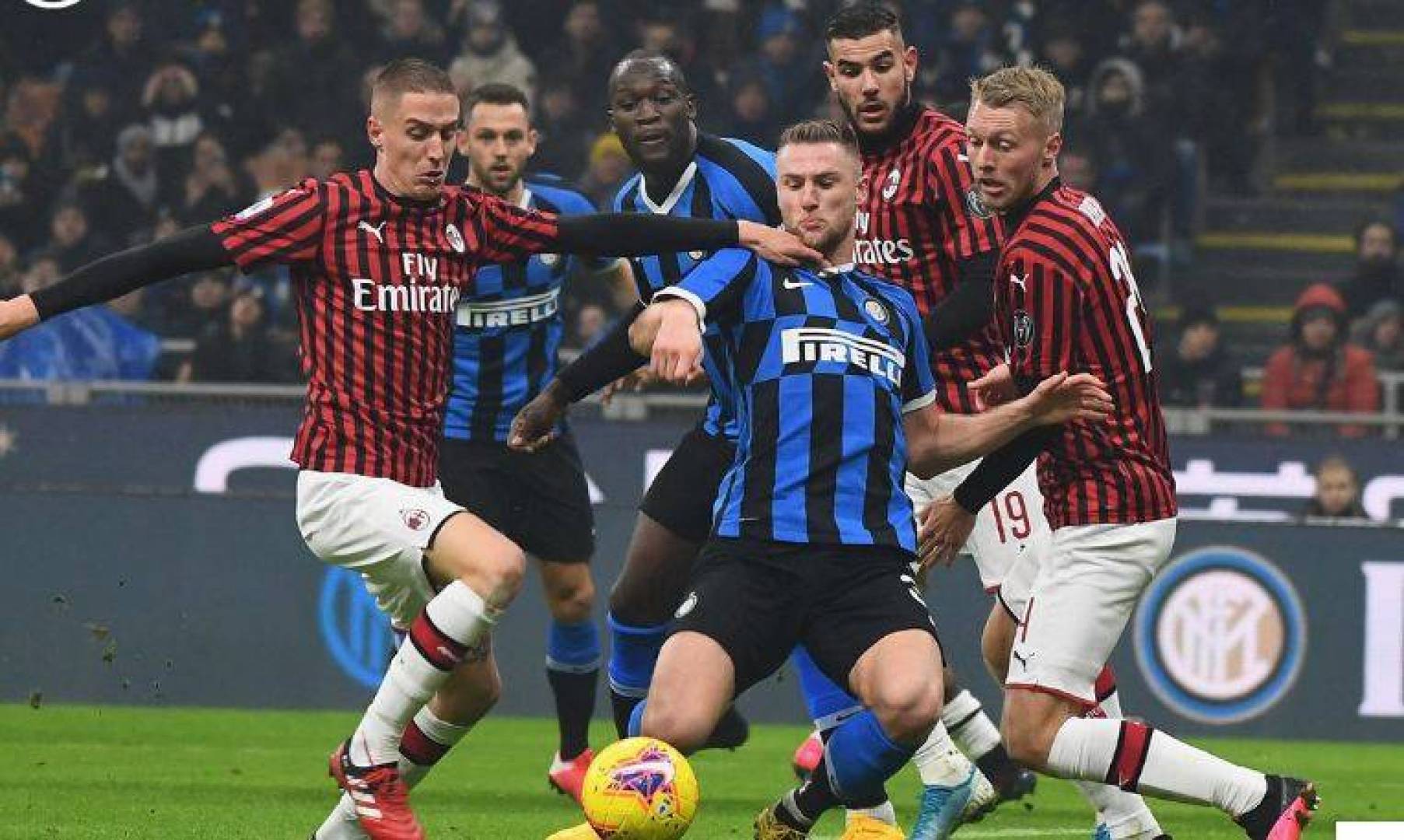 القنوات الناقلة لديربي الغضب بين ميلان وإنتر ميلان في نصف نهائي كأس إيطاليا وموعد المباراة 