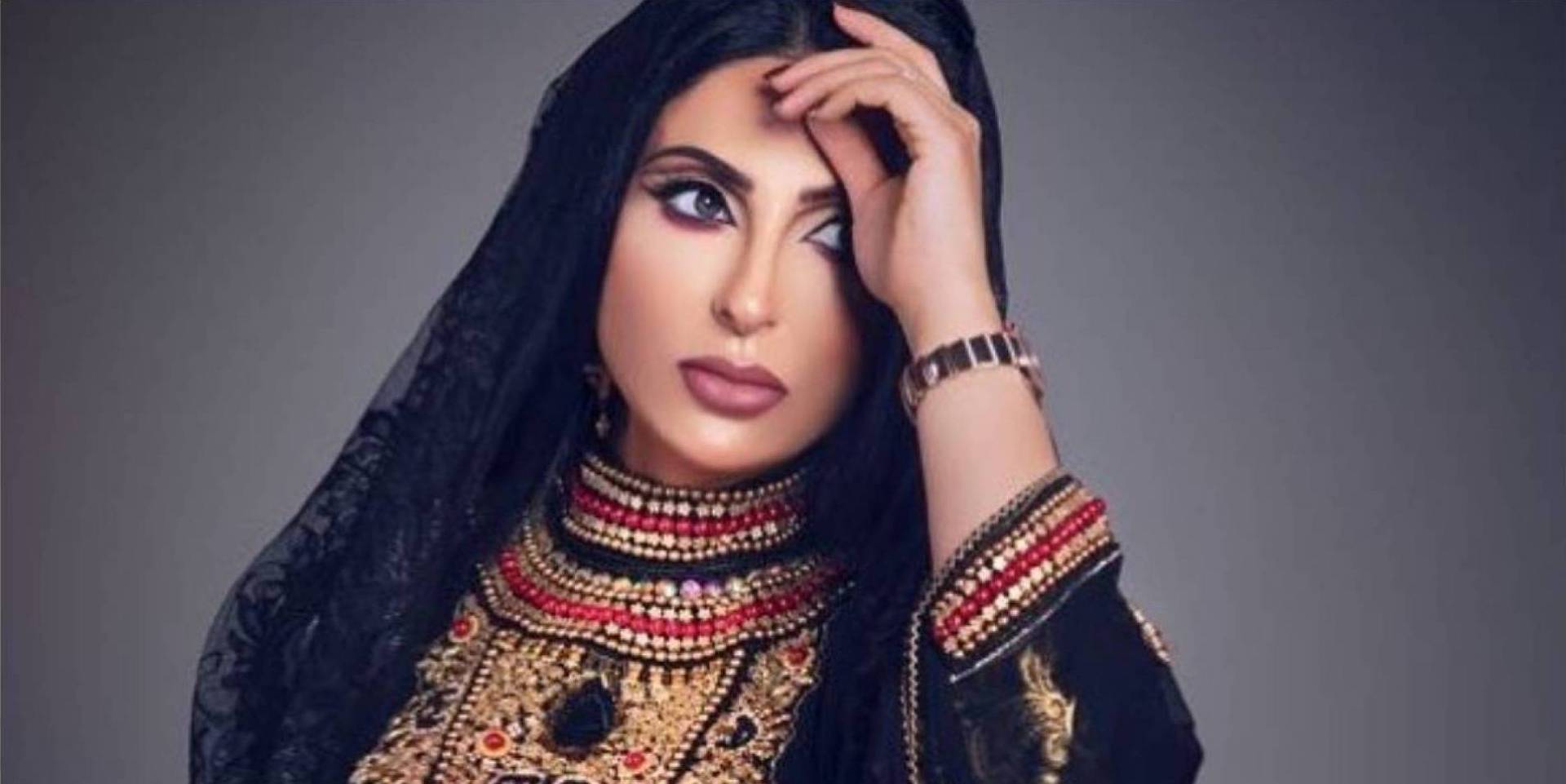 زينب العسكري تشُد رحالها إلى مصر بسبب أغنية لـ شيرين عبد الوهاب